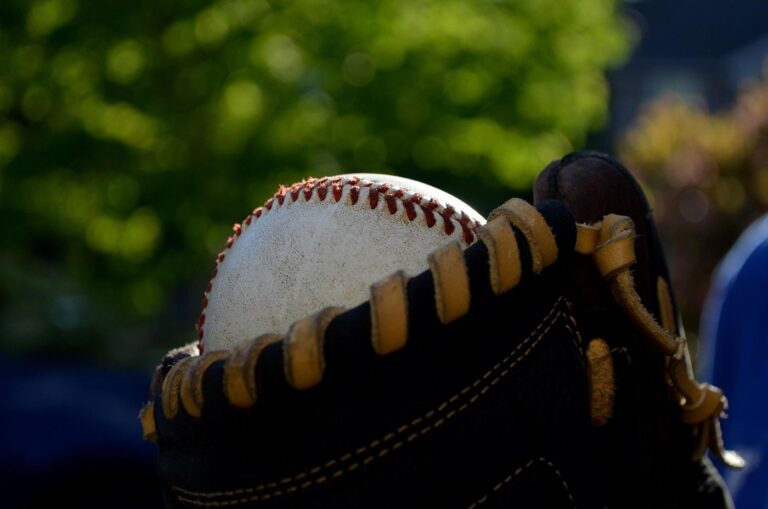 The 5 best baseball gloves for an 8-year-old - Ball in glove