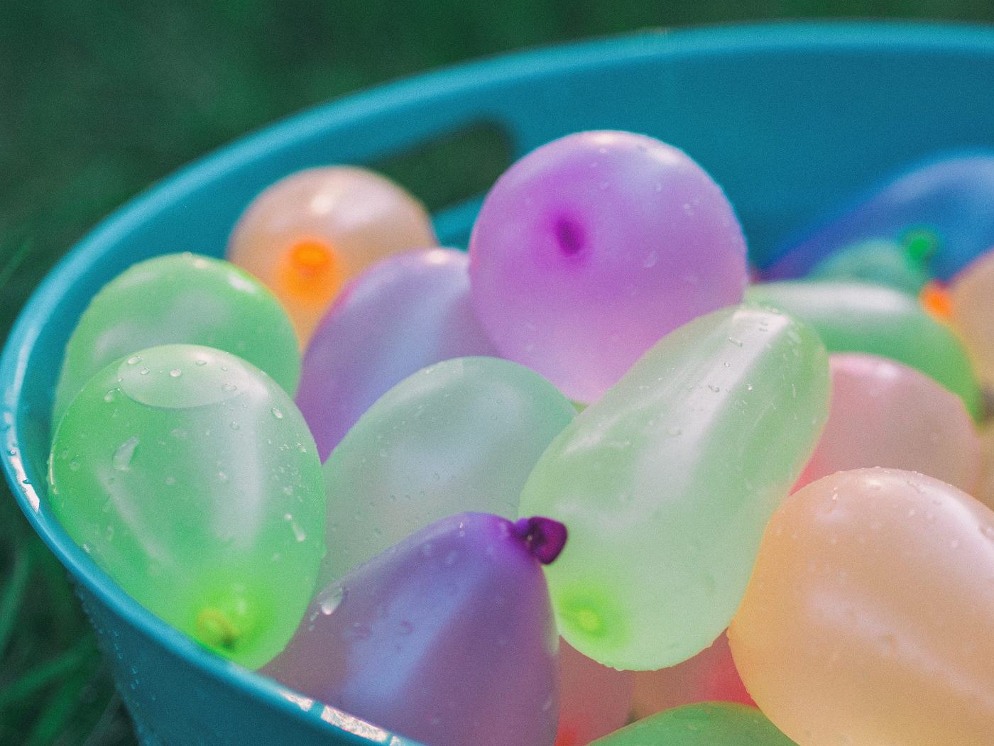 Bucket of water balloons - 18 entertaining activities to do for kids